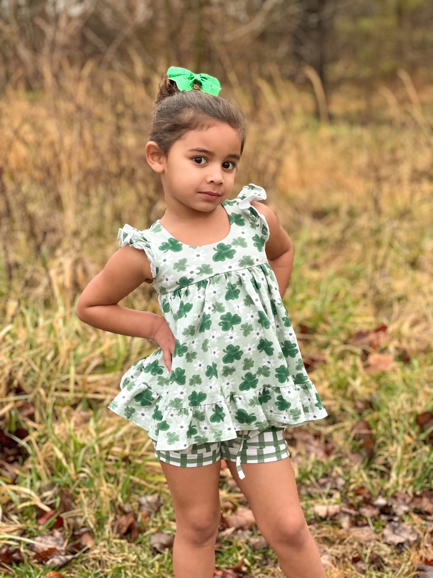 Shimmering Shamrock Bow