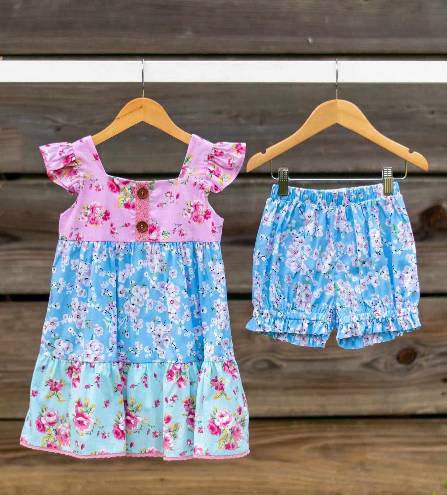VanLuke Designs ~ Alise Tiered Dress Fun Floral (Blue/White)