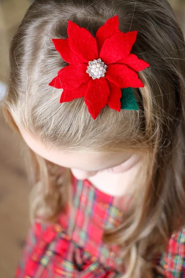 Poinsettia Glam Clip