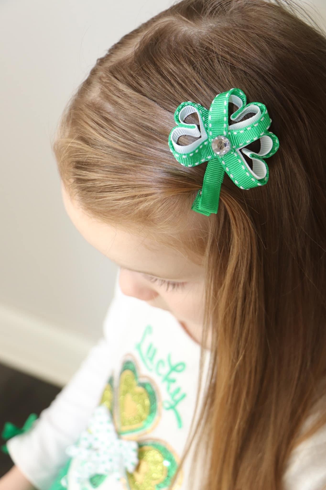 Clover Hearts Clip